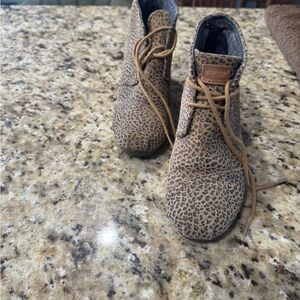 TOMS Leopard Print Wedge Shoes